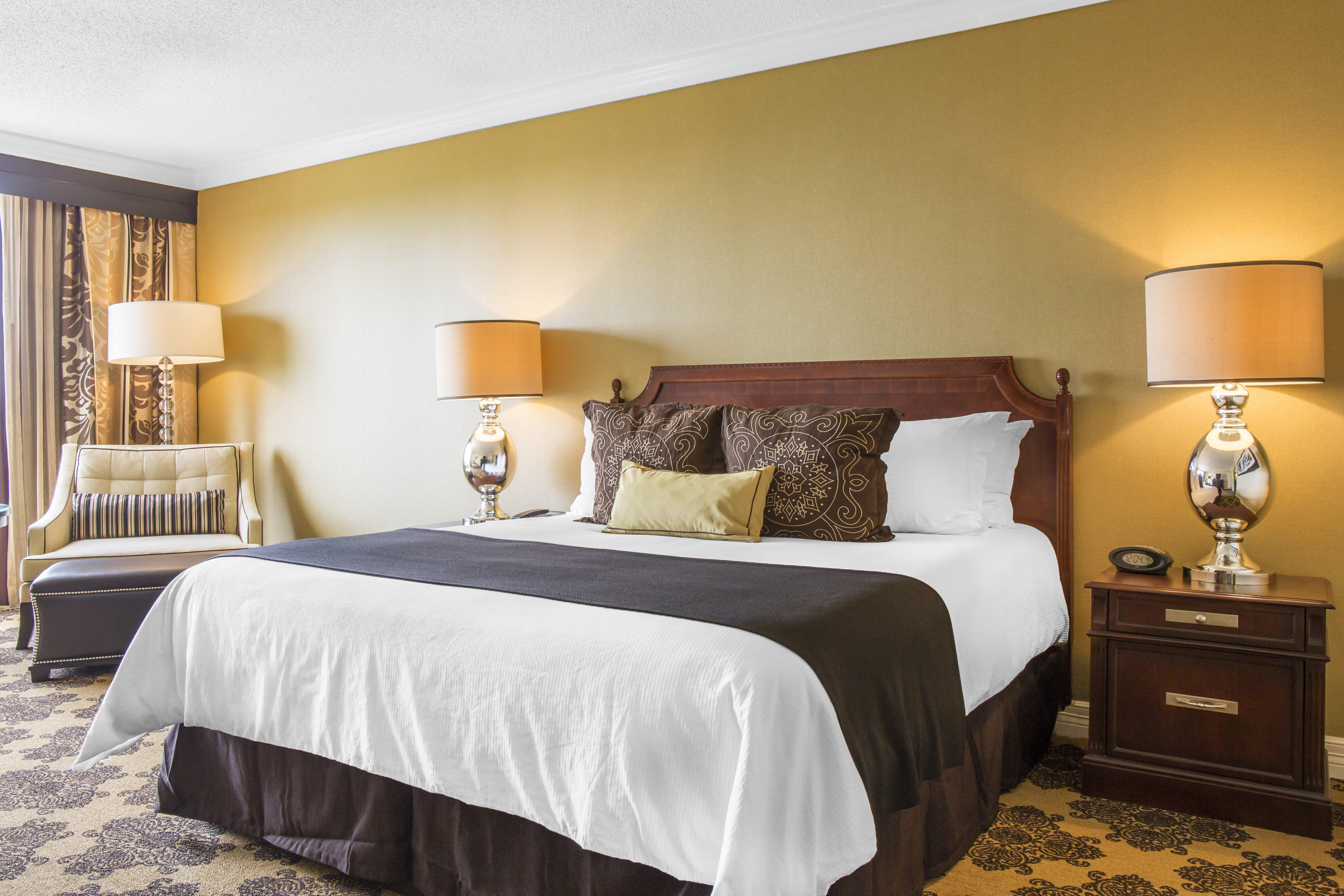 Omni Hotel 4*
